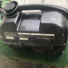 実働　ポータブル発電機　SG-1000M  100V 60Hz 900VA 直流12V ダイシン製　三菱OHVエンジン搭載の画像