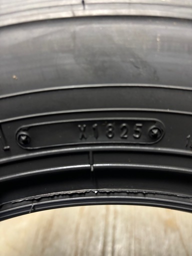 最終値下げ☆新品☆夏タイヤ　205/70R16 6本 