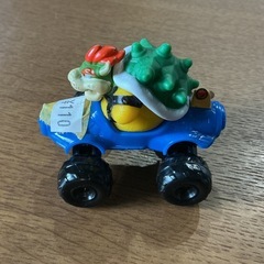 マリオカート🏎️ミニカーフィギュアクッパおもちゃ玩具ハッピーセット🍔緑青黄色黒赤の画像