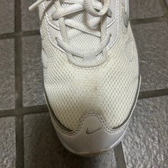 ナイキ　スニーカーの画像