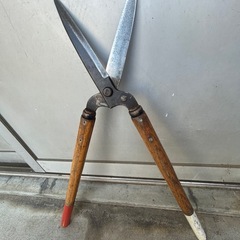 刈り込み剪定鋏の画像