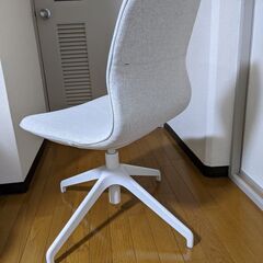 ikea デスクチェア　ロングフィェルの画像
