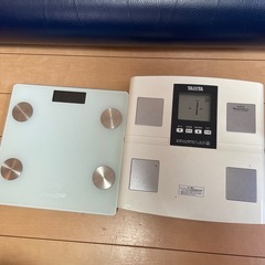 タニタ　体重計　おまけ付きの画像