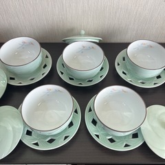 湯呑み茶碗　来客用　蓋付き　受け皿付き　茶器　5客セット　の画像
