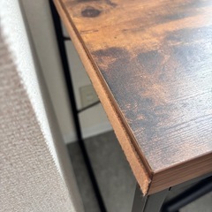 (ニトリ)デスクと収納ワゴンの画像