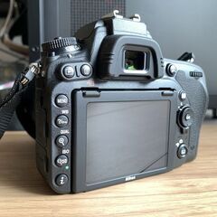 Nikon(ニコン) D750/一眼レフカメラ本体/レンズ1本/付属品の画像