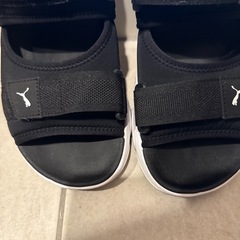 PUMAのサンダル２７〜27.5
の画像