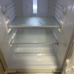 冷蔵庫の画像