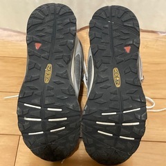 KEENスニーカーの画像