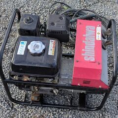 新ダイワ小型４サイクルエンジン溶接機EW130　溶接ケーブル付きの画像