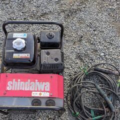 新ダイワ小型４サイクルエンジン溶接機EW130　溶接ケーブル付きの画像