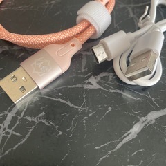 新品❣️ケーブル　2本　①Type-C to USB ②Lightning to USBの画像