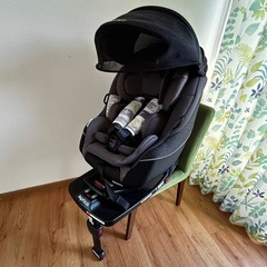 お話中【洗濯済み】アップリカ クルリラプレミアム isofix 新生児対応の画像