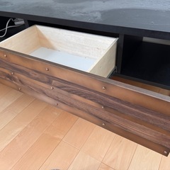 テレビ台の画像