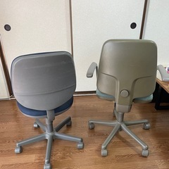 オフィスチェアの画像