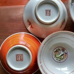 ラーメンどんぶりの画像