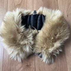 ストールとファーのセットの画像