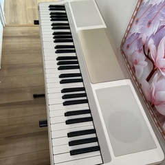 電子ピアノの画像