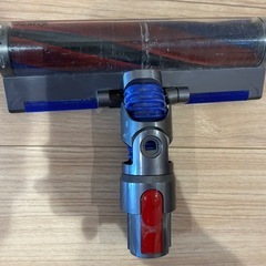 Dyson V8 Slim掃除機 付属品一式 ジャンク品の画像