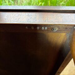 【 DREXEL HERITAGE/ドレクセル ヘリテイジ】 定価23万 トライユン エンド サイドテーブル マホガニー リビング ダイニング 書斎 寝室の画像