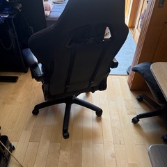 早期取引き希望DOWIX     ゲーミングチェアの画像