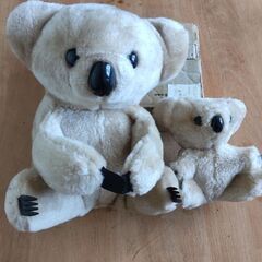 カワイイコアラの親子のぬいぐるみの画像