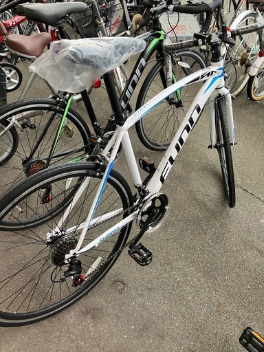 未使用 新品 700cロードバイク 21テクノロジー1年保証付きNo.1131● ※現金、クレジット、スマホ決済対応