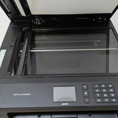 ブラザー A4モノクロ複合機（レーザープリンター、コピー、カラースキャナー、ファクス） MFC-L2730DNの画像