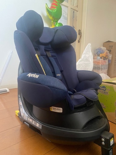 アップリカ　チャイルドシート　フラディア　グロウ　ISOFIX