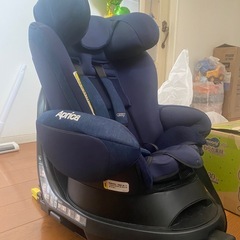 アップリカ　チャイルドシート　フラディア　グロウ　ISOFIXの画像