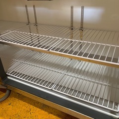 a(7506) フクシマ 台下冷蔵庫 RXC-60RE7-F W1800D600H850 業務用冷蔵庫 単相100V 420L センターピラーレス 直接お引き取り歓迎 大阪の画像