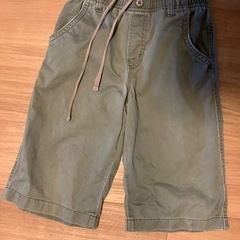 UNIQLO KIDS (135〜145cm)短パン2着の画像