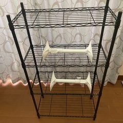 スチールラックの画像