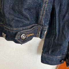 ドーナツボタンのジージャンの画像