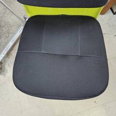 リサイクルショップどりーむ荒田店　No4774　ドウシシャ　メッシュチェア　OAチェア　アップダウンOKの画像
