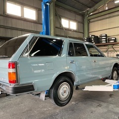 グロリアバン（日産） 車検整備付　丸目４灯ヘッドライト （車検整備付）の画像