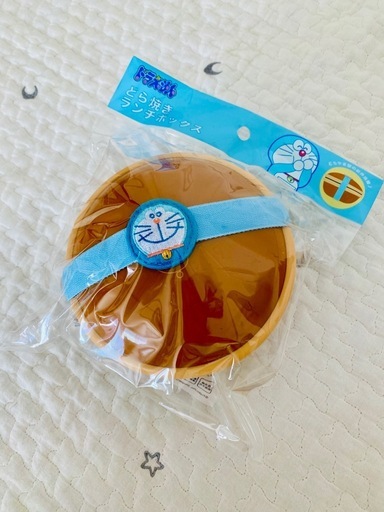 新品未開封】ドラえもん/どら焼き型ランチボックス (k) 宇多津の