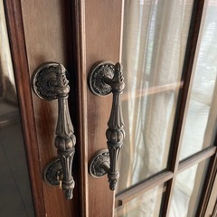 ガラス棚　箪笥　レトロ　アンティークの画像