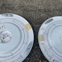 NEC LED 照明　シーリングライト　左側の一つになります。　の画像