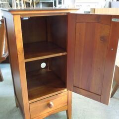 アンティーク調 キャビネット 電話台 ベッドサイドキャビネット 幅40cm 高さ85cm  札幌市東区 新道東店の画像