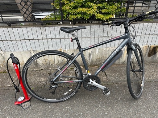 TREk7.4Fxクロスバイク