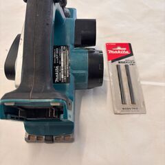マキタ18V 鉋　替刃新品　使用少なし　程度良し 価格ダウンの画像