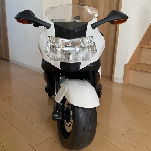 電動バイク　BMW K 1300 S
