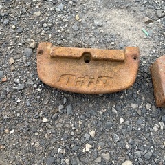 耕運機？トラクター　オモリ２つセットの画像
