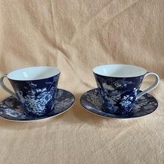 【未使用・箱付き】カップ＆ソーサー ペアセット　ブルー×ホワイト 花柄の画像