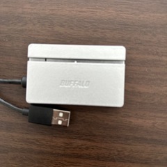 メモリーカードリーダー