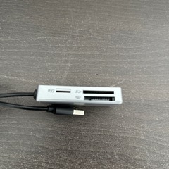 メモリーカードリーダーの画像