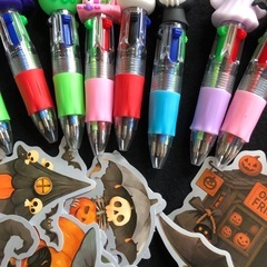 ハロウィンミニ4色ボールペン&ハロウィンステッカー　ハロウィンパーティー　景品　プレゼント　保育園　幼稚園　学童　小学校　子供会　児童会の画像