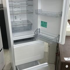★リユースのサカイ千葉中央店★ Haier 冷蔵庫 355L 23年製 動作確認／クリーニング済み TC4732の画像