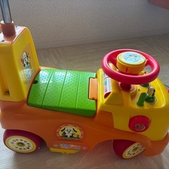 子供用車の画像